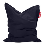 Fatboy Sitzsack Original Outdoor auf weißem Hintergrund in der Farbe Dark Ocean