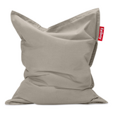 Fatboy Sitzsack Original Outdoor auf weißem Hintergrund in der Farbe Grey Taupe
