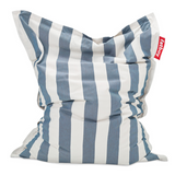 Fatboy Sitzsack Original Outdoor auf weißem Hintergrund in der Farbe Stripe Ocean Blue