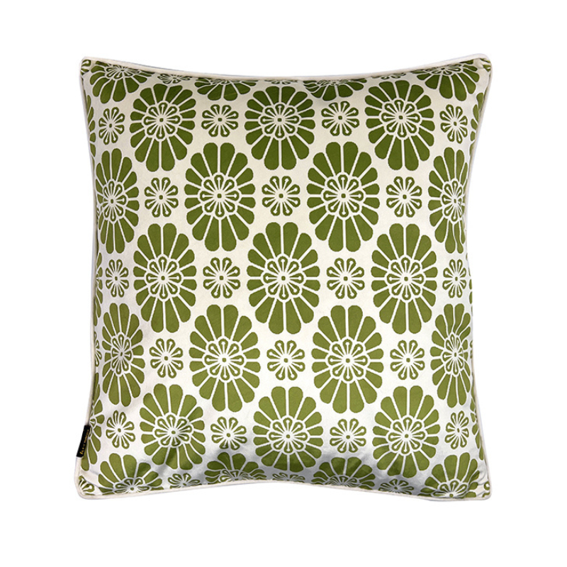 Samt-Kissenhülle grün mit Blumenmotiv